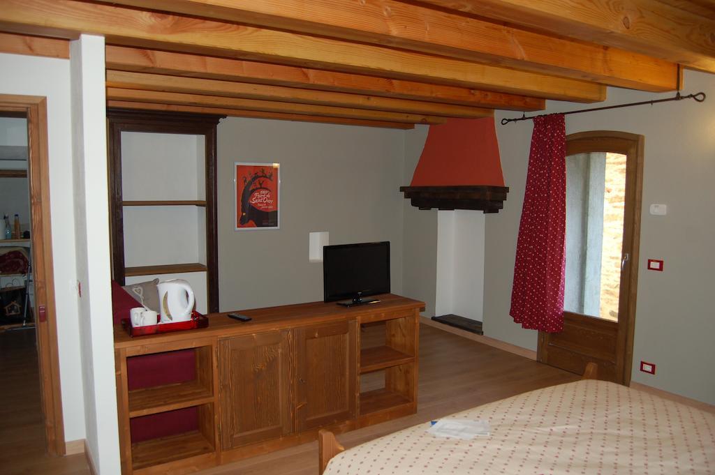 Il Nocciolo Bed & Breakfast Bard Bilik gambar